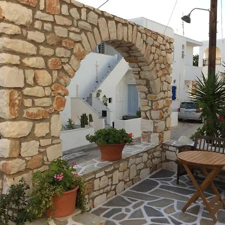Maria In Paros 2-4 Persons *